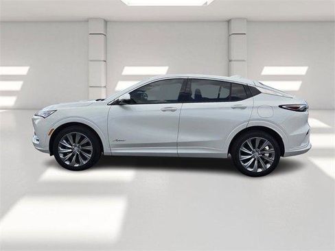 Used 2026 Buick Envista Avenir image 2