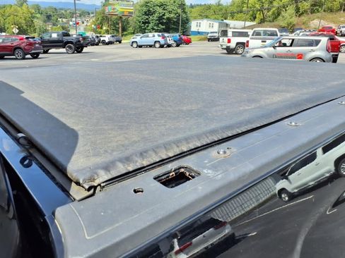 Used 2016 Chevrolet Silverado 2500 LTZ w/ LTZ Plus Package image 14