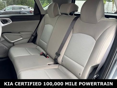Certified 2025 Kia Soul LX FWD image 12