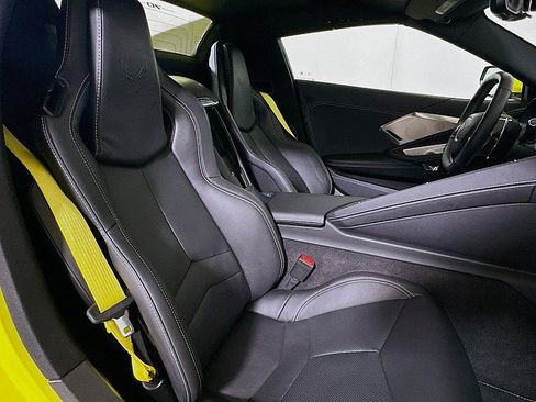 Used 2023 Chevrolet Corvette Stingray Preferred Conv w/ Battery Protection Package RWD image 29