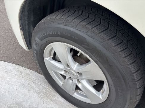 Used 2014 Nissan Quest SV FWD image 10