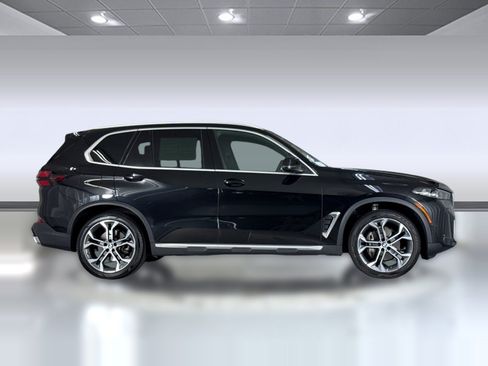 Certified 2024 BMW X5 sDrive40i w/ Parking Assistance Package RWD image 8