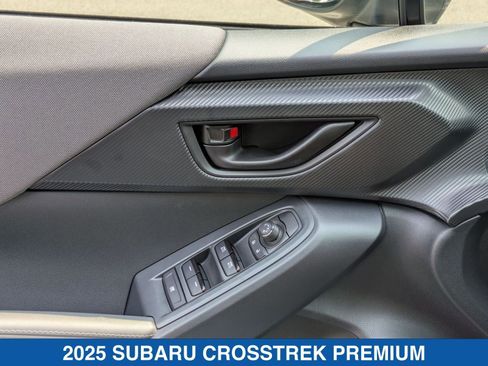 Certified 2025 Subaru Crosstrek 2.0i Premium image 19