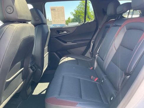 Used 2025 Chevrolet Equinox RS w/ Safety and Technology Package AWD/4WD image 9
