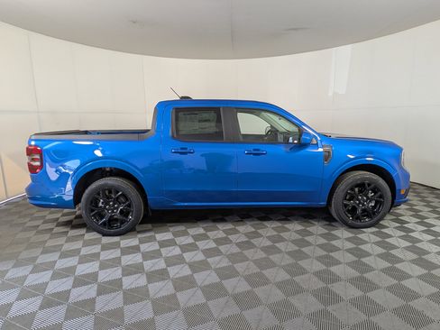 New 2025 Ford Maverick Lobo image 8