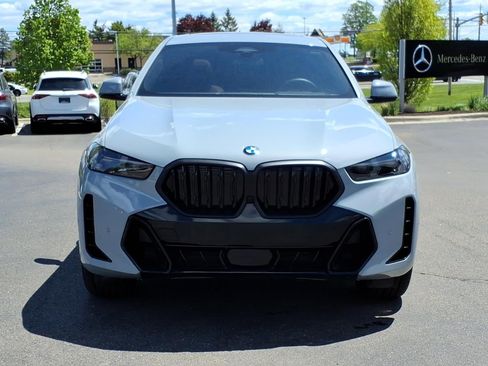 Used 2024 BMW X6 xDrive40i w/ Executive Package AWD/4WD image 9