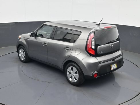 Used 2015 Kia Soul FWD image 20