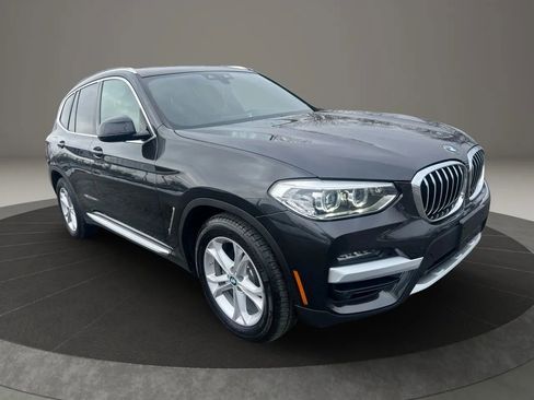 Used 2020 BMW X3 xDrive30i w/ Driving Assistance Package AWD/4WD image 3