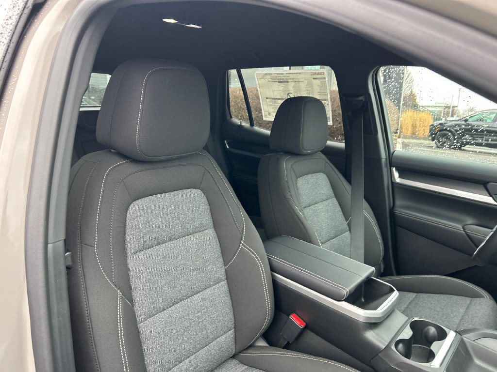 New 2026 GMC Terrain Elevation w/ Black Edition AWD/4WD image 36