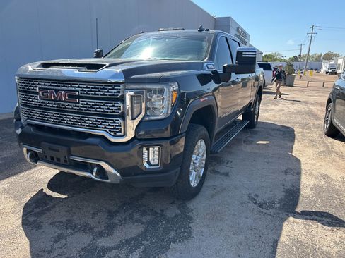 Used 2021 GMC Sierra 2500 Denali w/ Denali Ultimate Package image 6