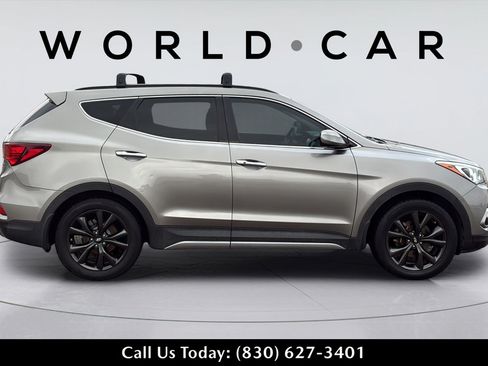Used 2018 Hyundai Santa Fe Sport FWD image 15