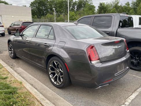 Used 2016 Chrysler 300 S w/ 300S Premium Group RWD image 7