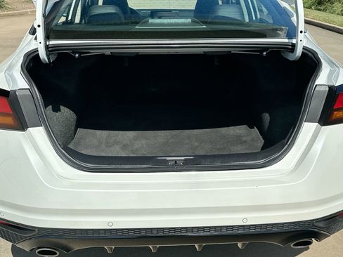 Used 2024 Nissan Altima 2.5 SR image 22