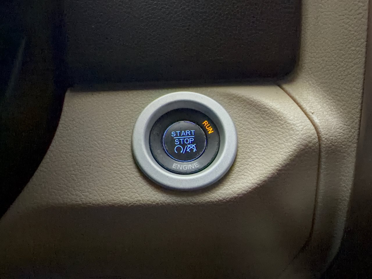 Used 2013 RAM 2500 Longhorn w/ Convenience Group AWD/4WD image 20