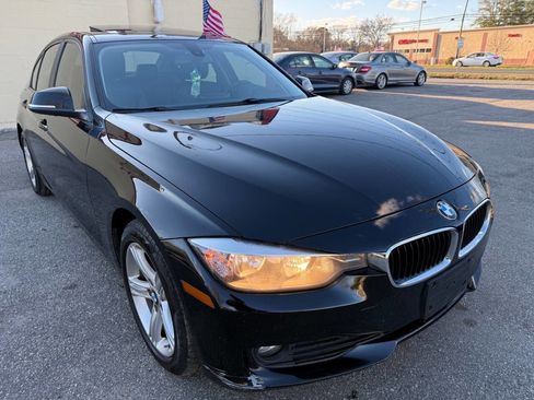 Used 2013 BMW 320i xDrive Sedan image 3