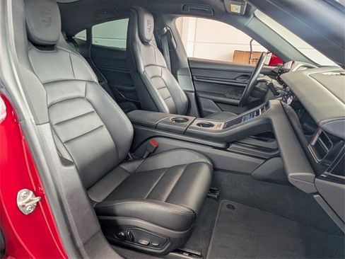 Used 2021 Porsche Taycan 4S image 16