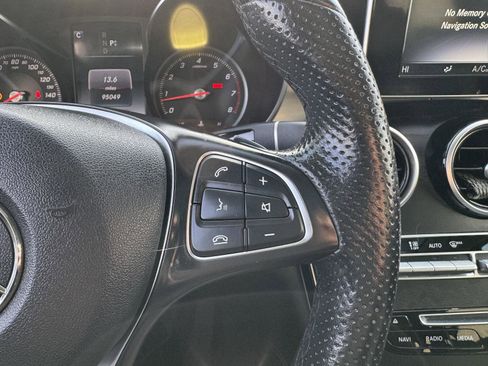 Used 2019 Mercedes-Benz GLC 300 image 19