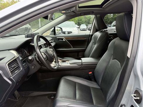 Used 2022 Lexus RX 350L Premium w/ Premium Package AWD/4WD image 13