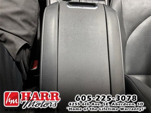 Used 2021 Toyota Highlander Limited image 13