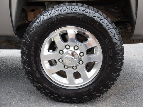 Used 2014 Chevrolet Silverado 3500 LT w/ Interior Plus Package AWD/4WD image 41