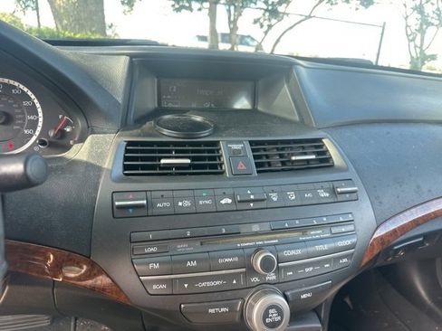 Used 2012 Honda Accord EX-L image 2