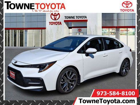 Certified 2021 Toyota Corolla SE w/ Carpet Mat Package (TMS) FWD image 1