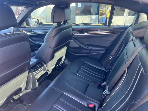 Used 2018 BMW 540i xDrive w/ M Sport Package AWD/4WD image 10