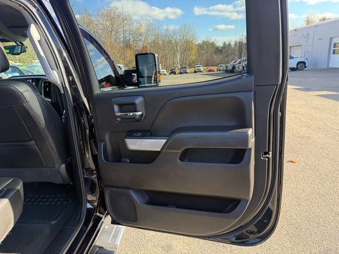 Used 2018 Chevrolet Silverado 2500 LTZ w/ Duramax Plus Package image 20