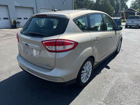 Used 2017 Ford C-MAX SE image 3