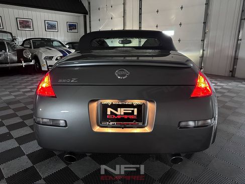 Used 2004 Nissan 350Z Touring RWD image 45