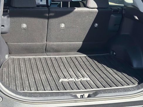Certified 2023 Toyota RAV4 LE FWD image 8