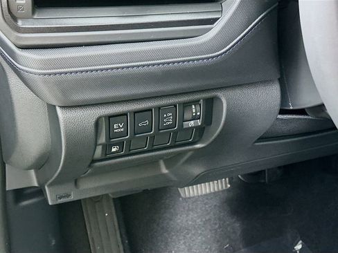 New 2025 Subaru Forester Premium image 14