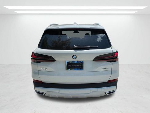 New 2026 BMW X5 xDrive40i w/ Premium Package AWD/4WD image 5