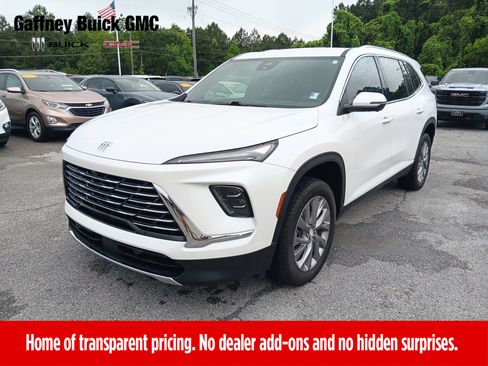 Used 2025 Buick Enclave Preferred w/ Power Package FWD image 1