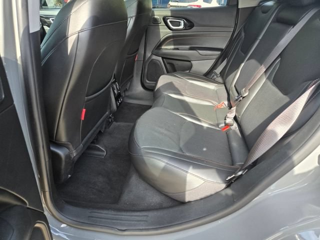 Used 2022 Jeep Compass Trailhawk w/ Trailhawk Elite Group AWD/4WD image 16