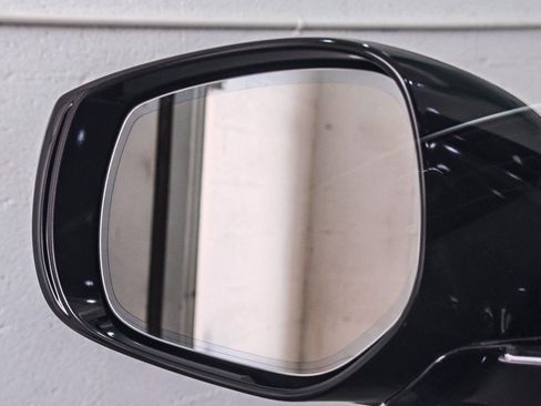 Used 2023 INFINITI Q50 Sensory image 25