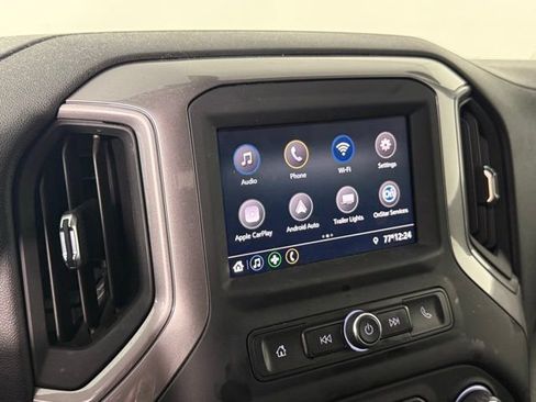 Used 2020 Chevrolet Silverado 1500 Custom w/ Custom Value Package AWD/4WD image 19