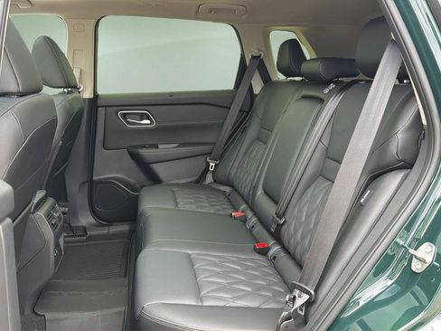 New 2026 Nissan Rogue Platinum AWD/4WD image 15
