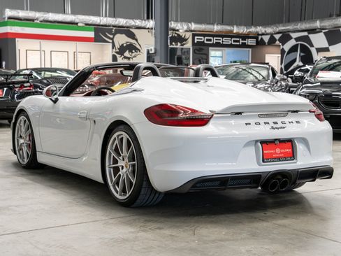 Used 2016 Porsche Boxster Spyder RWD image 6