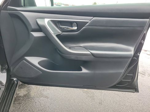 Used 2018 Nissan Altima 2.5 SR image 18