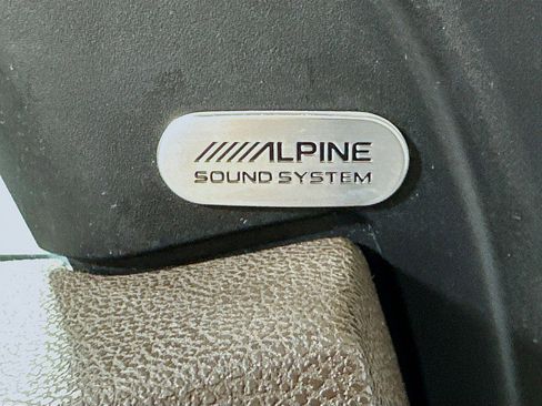 Used 2012 Chrysler 300 Limited w/ Luxury Group image 20