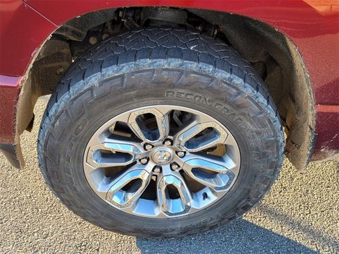 Used 2023 RAM 1500 Laramie image 9
