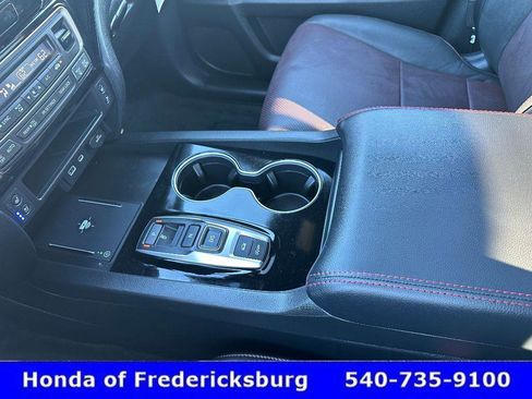 Certified 2025 Honda Ridgeline Black Edition image 17