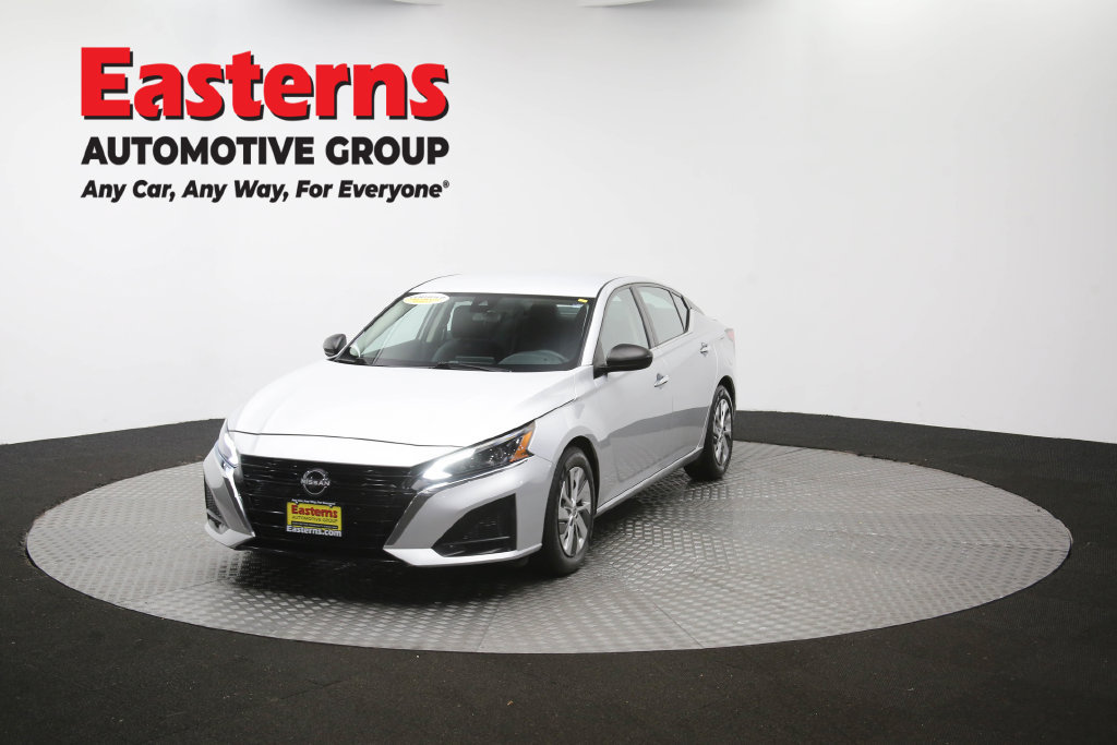 Used 2024 Nissan Altima 2.5 S FWD image 55
