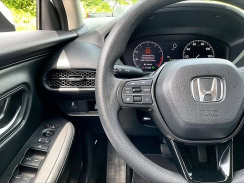Used 2023 Honda HR-V LX image 22