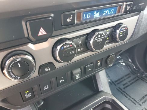 Certified 2023 Toyota Tacoma Limited AWD/4WD image 31