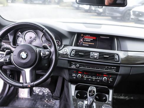 Used 2016 BMW 535i xDrive Sedan w/ M Sport AWD/4WD image 28