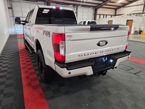 Used 2019 Ford F250 Lariat w/ Lariat Ultimate Package image 28
