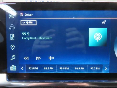 Used 2025 Chevrolet Silverado 1500 RST w/ Z71 Off-Road Package image 17