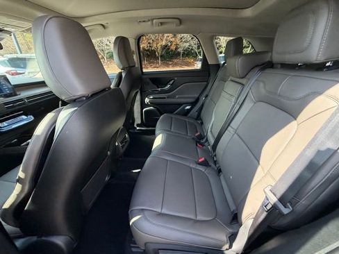 New 2026 Lincoln Corsair Grand Touring image 12